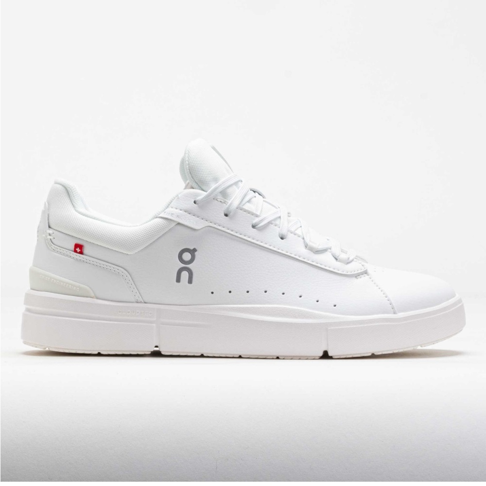 On Cloud The Roger Advantage Running Women's Sneakers in White Size 8.5